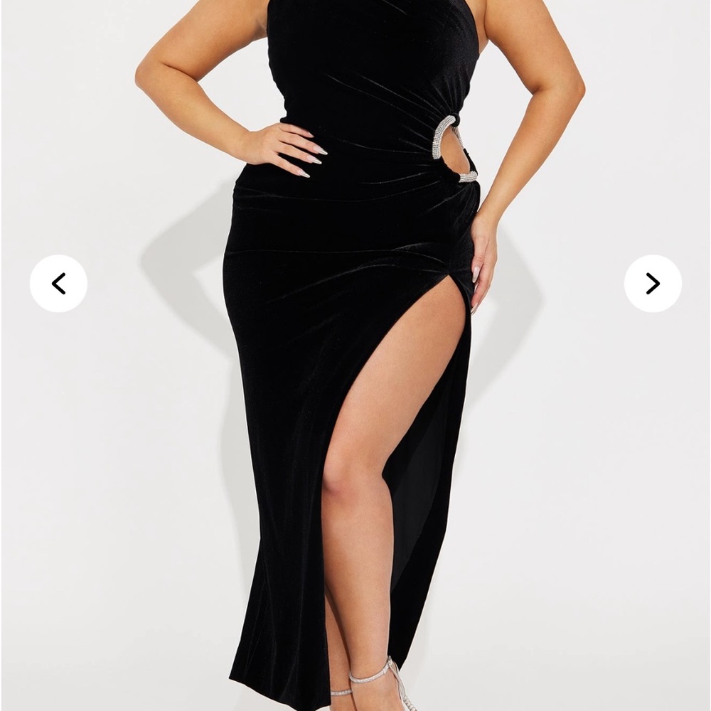 Elegant Black Evening Dress